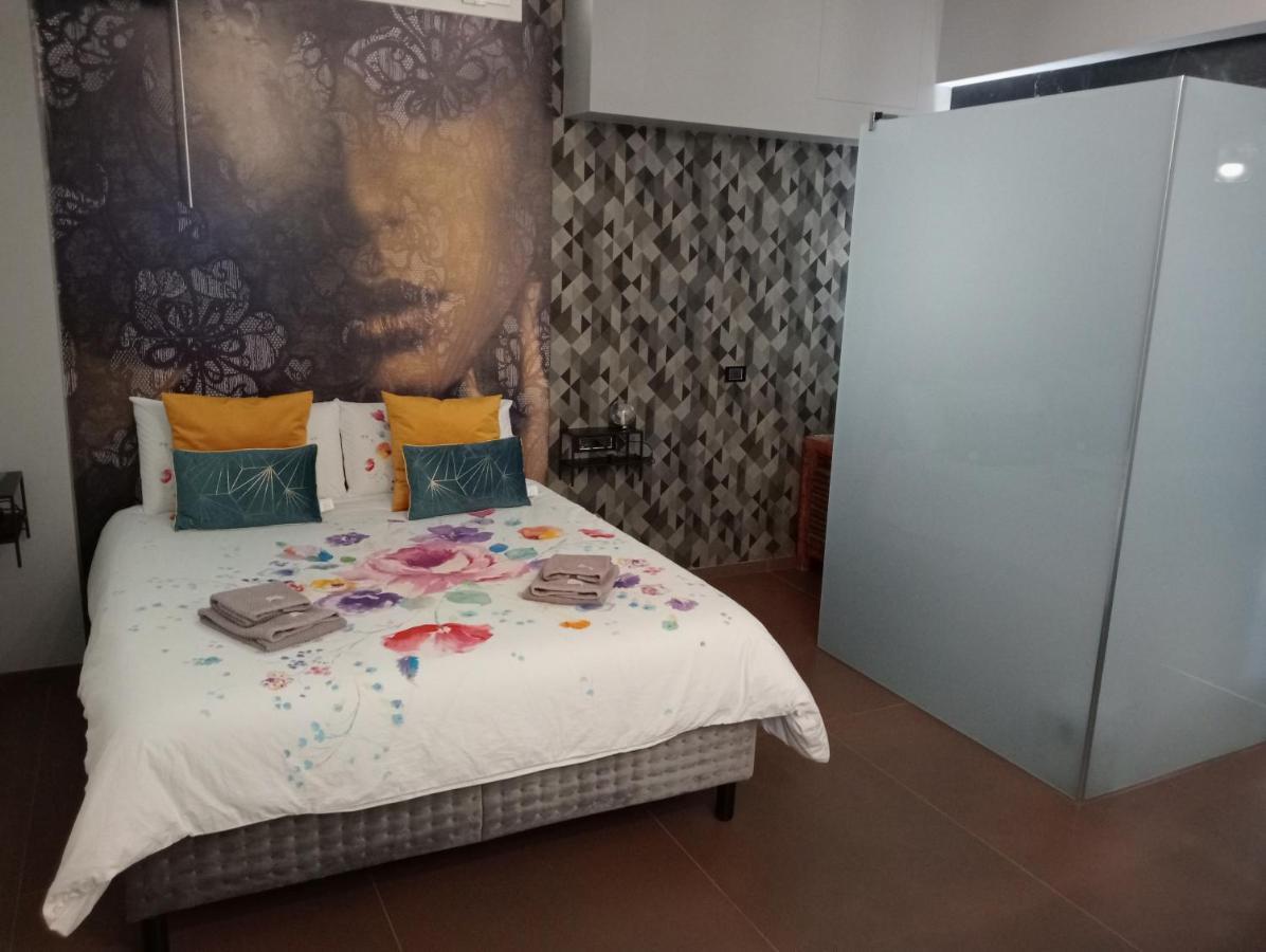 Suite Luxurya Bari Exterior photo